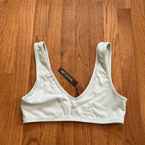 a set active bralette